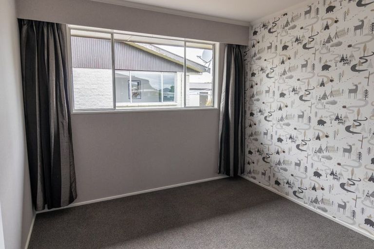 Photo of property in 57 Eglinton Street, Winton, 9720