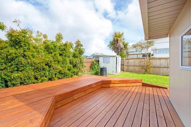 Photo of property in 1/33 Rodney Street, Howick, Auckland, 2014