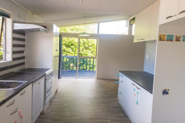 Photo of property in 101 Archmillen Avenue, Pakuranga Heights, Auckland, 2010