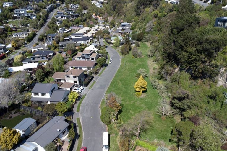 Photo of property in 8 Aratoro Place, Mount Pleasant, Christchurch, 8081