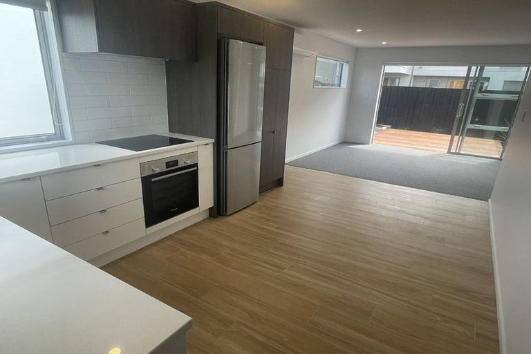 Photo of property in 4/111 Osborne Street, Waltham, Christchurch, 8011