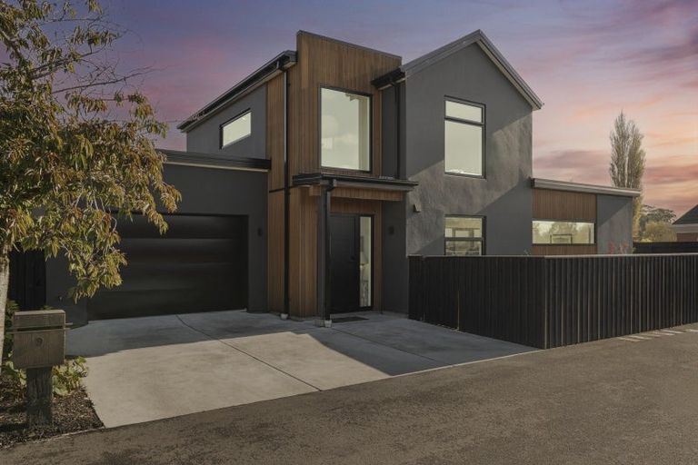 Photo of property in 9 Styxspring Lane, Harewood, Christchurch, 8051