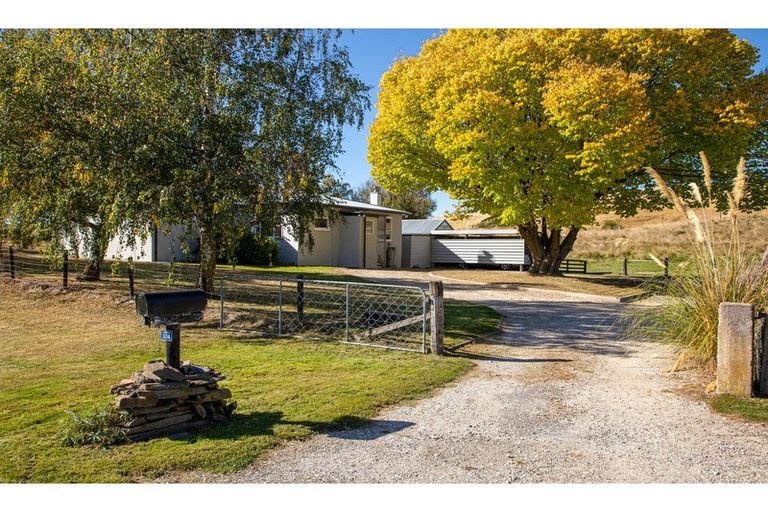 Photo of property in 304 Loop Road, Becks, Omakau, 9377