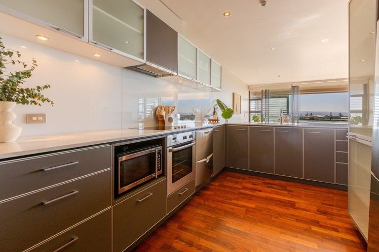 Photo of property in 510/7 Humber Street, Pandora, Napier, 4110