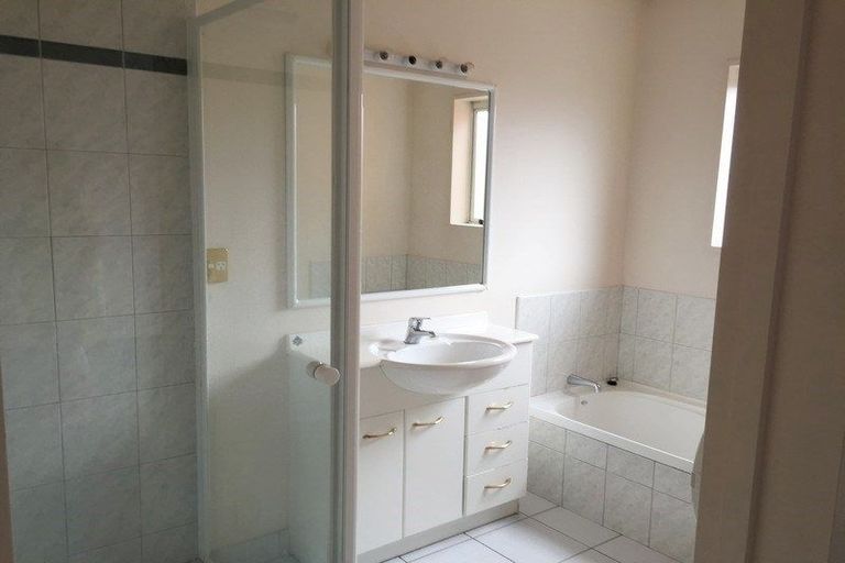 Photo of property in 10 Rue De La Mare, Parklands, Christchurch, 8083