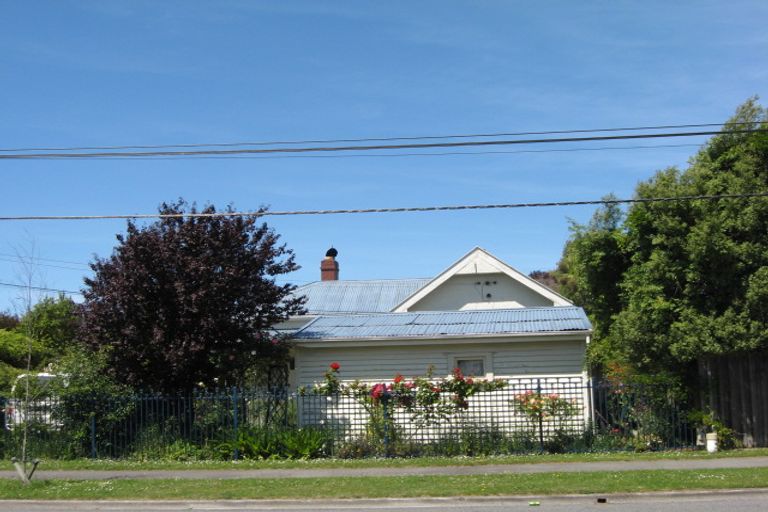 Photo of property in 96 Champion Street, Edgeware, Christchurch, 8013
