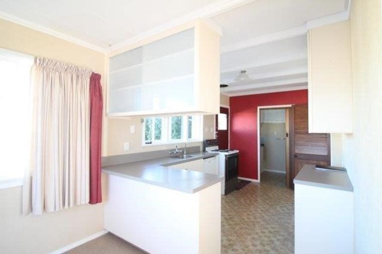 Photo of property in 71 Durham Street, Waikiwi, Invercargill, 9810