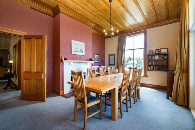 Photo of property in 11 Hukarere Road, Bluff Hill, Napier, 4110