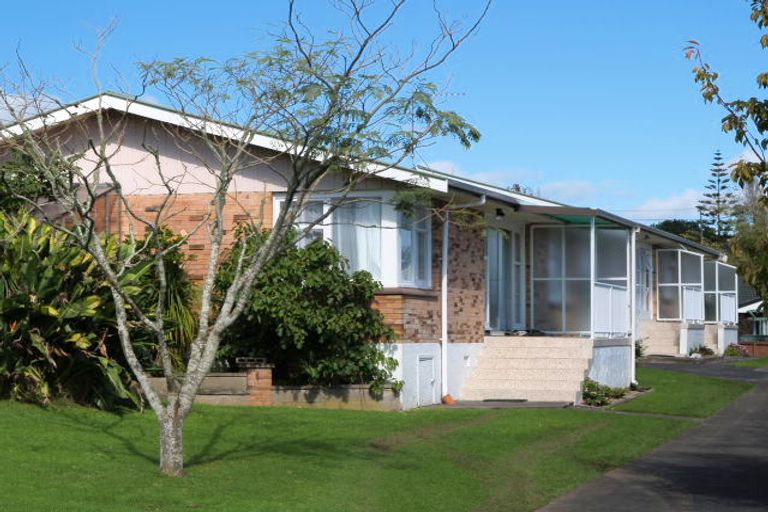 Photo of property in 40 Abercrombie Street, Howick, Auckland, 2014