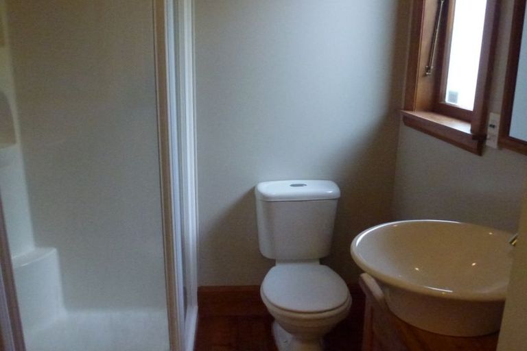 Photo of property in 24 Milverton Avenue, Hokowhitu, Palmerston North, 4410