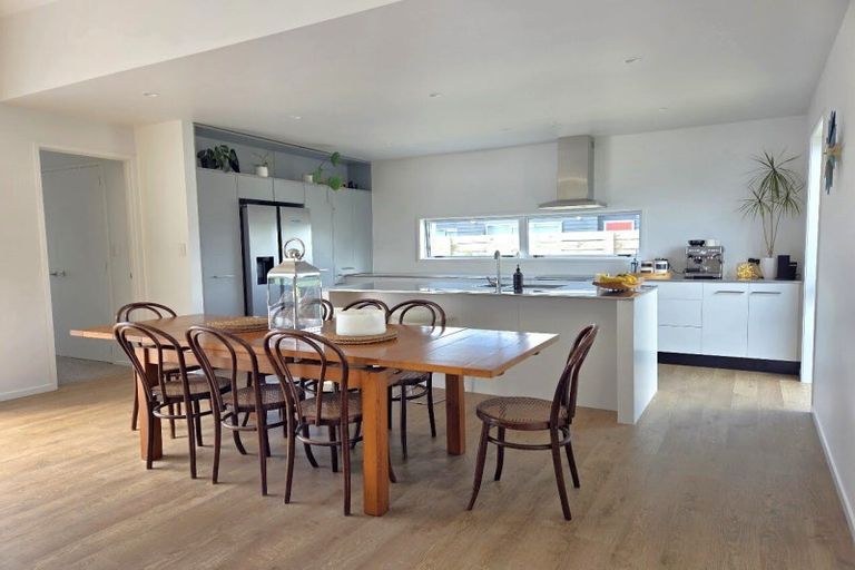 Photo of property in 117 The Fairway, Matarangi, Whitianga, 3592