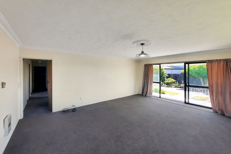 Photo of property in 1/15 Highsted Road, Bishopdale, Christchurch, 8053