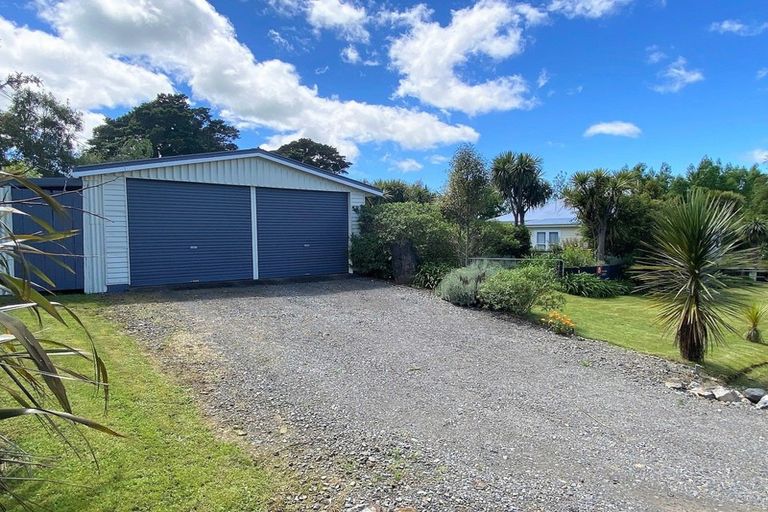 Photo of property in 20 Makomako Street, Pongaroa, 4991