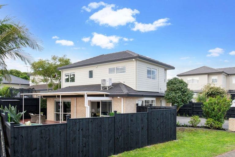 Photo of property in 13 Oakridge Way, Northpark, Auckland, 2013