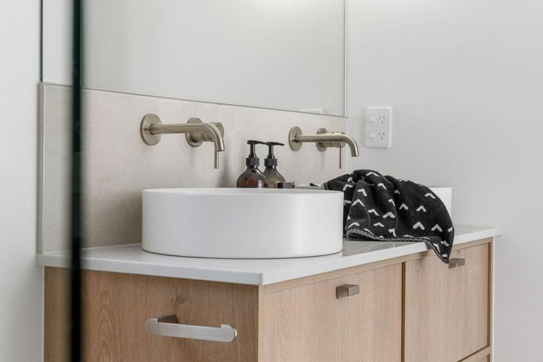 Photo of property in 3 Mcleod Mews, Rototuna, Hamilton, 3210