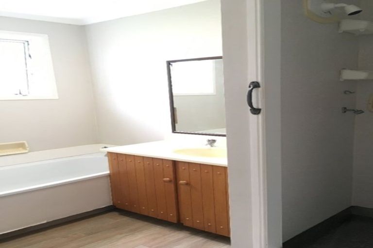 Photo of property in 1/19 Bracken Avenue, Takapuna, Auckland, 0622