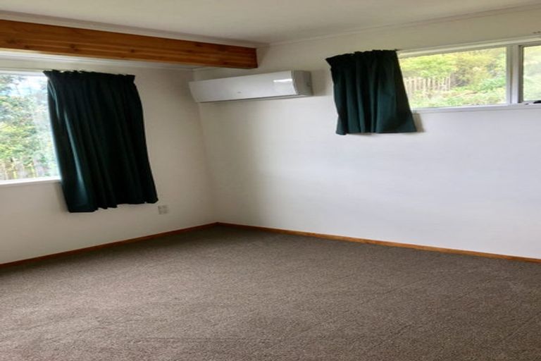 Photo of property in 14 Kallista Place, Browns Bay, Auckland, 0630