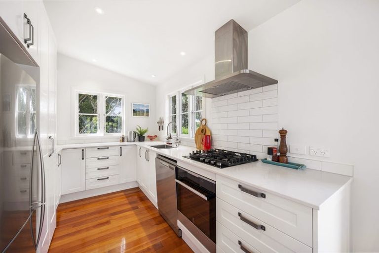 Photo of property in 19 Bombay Street, Ngaio, Wellington, 6035