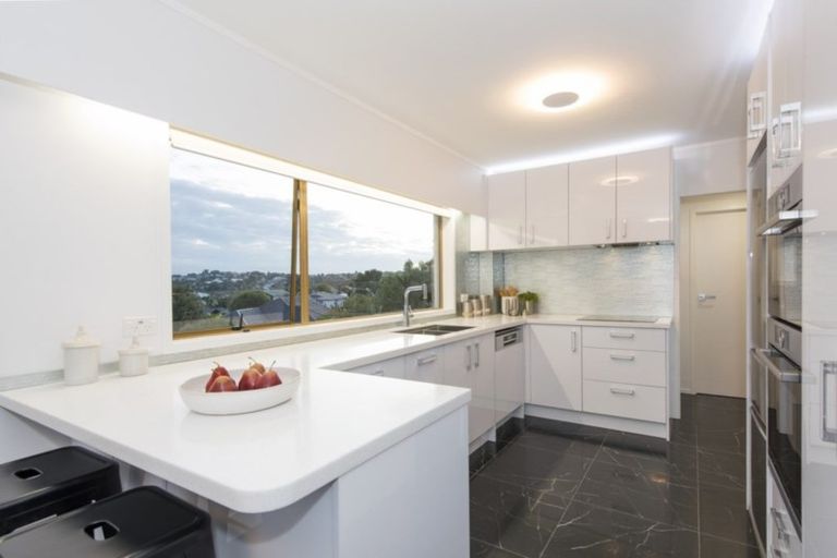 Photo of property in 5/6 Bruce Street, Northcote Point, Auckland, 0627