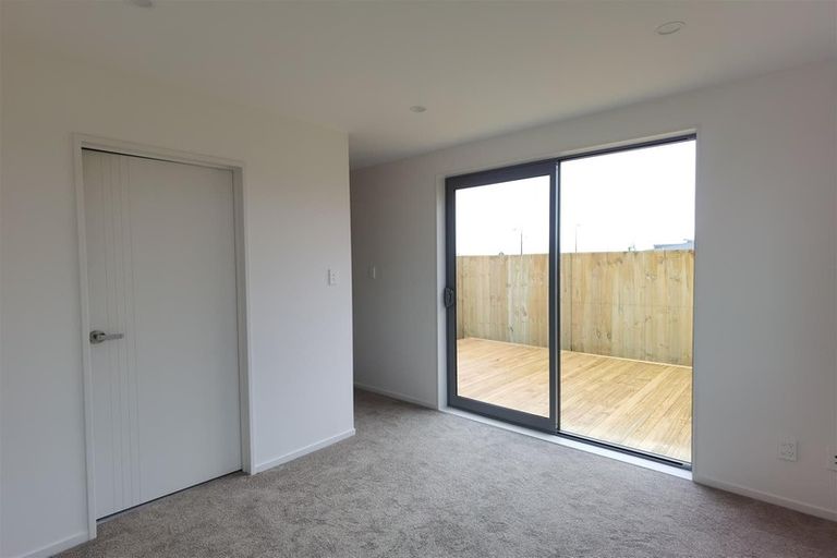 Photo of property in 6 Fredrick Hanson Road, Papakura, 2110