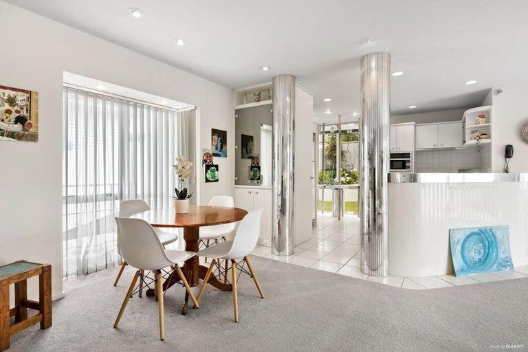 Photo of property in 1/30 Matipo Road, Mairangi Bay, Auckland, 0630