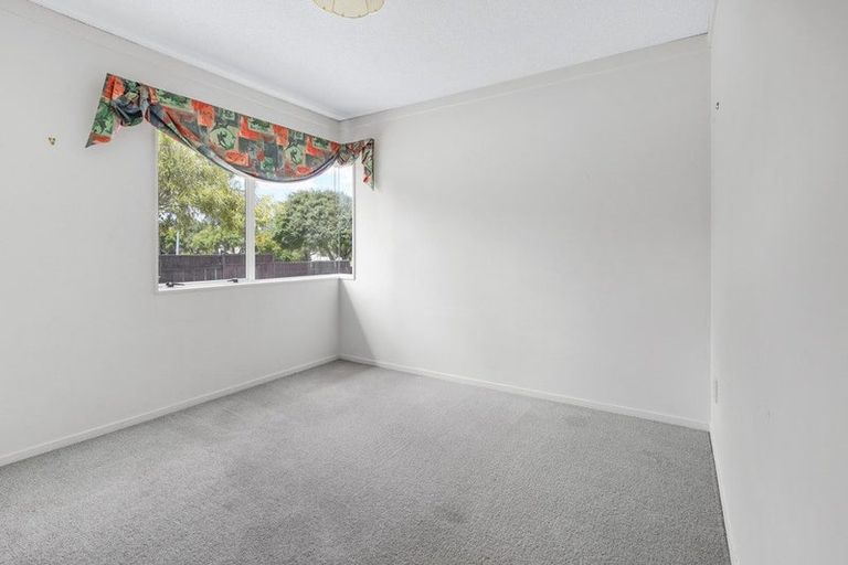 Photo of property in 35 Moreland Avenue, Pukete, Hamilton, 3200