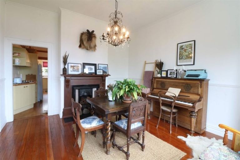 Photo of property in 10 Te Weka Street, Maori Hill, Timaru, 7910