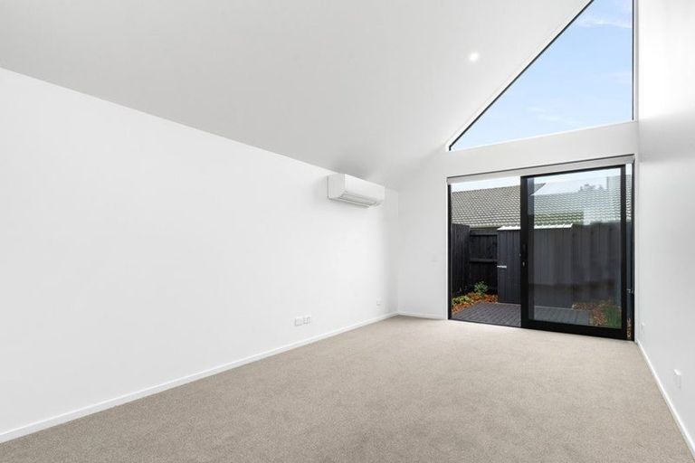 Photo of property in 8/7 Grove Road, Addington, Christchurch, 8024