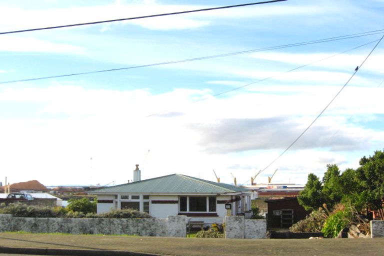 Photo of property in 23 Blackwater Street, Bluff, 9814