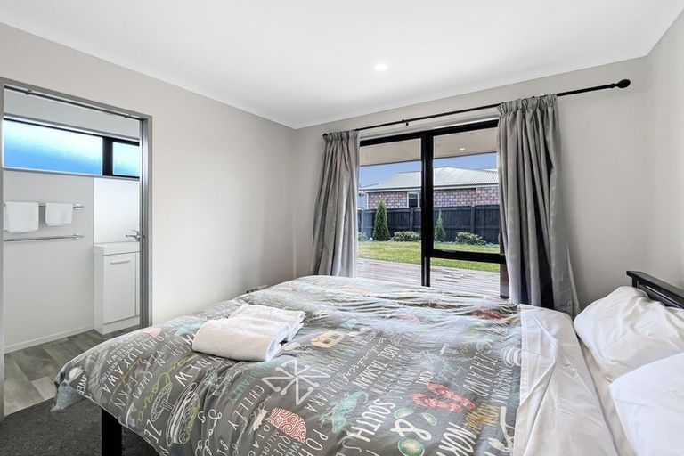 Photo of property in 35 Rhoboro Road, Twizel, 7901