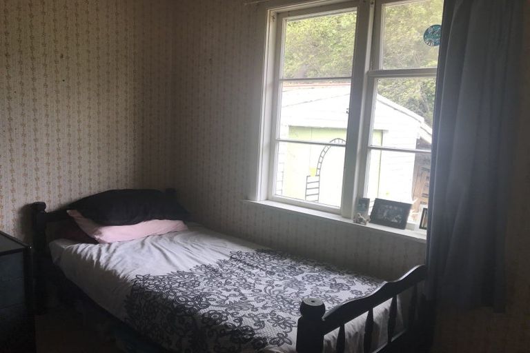 Photo of property in 16 Whio Street, Pongaroa, 4991