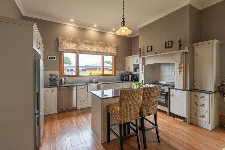 Photo of property in 6 Crombie Street, Gore, 9710