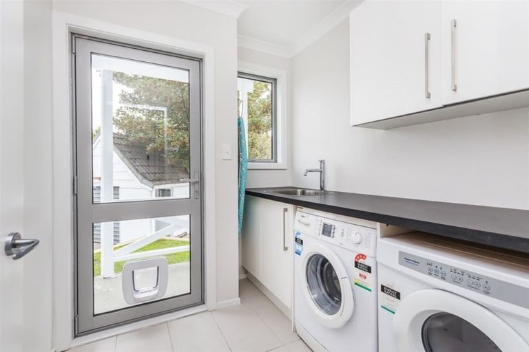 Photo of property in 88 Mercury Way, Whitby, Porirua, 5024