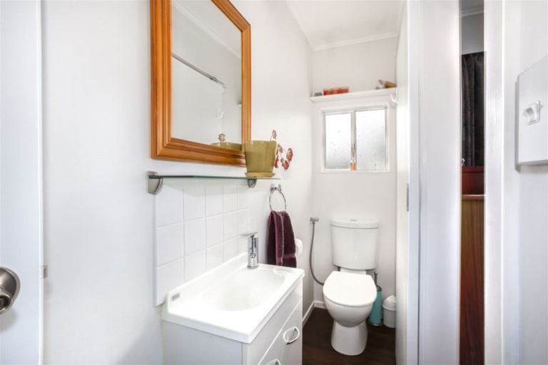 Photo of property in 8 Brora Crescent, Papakowhai, Porirua, 5024