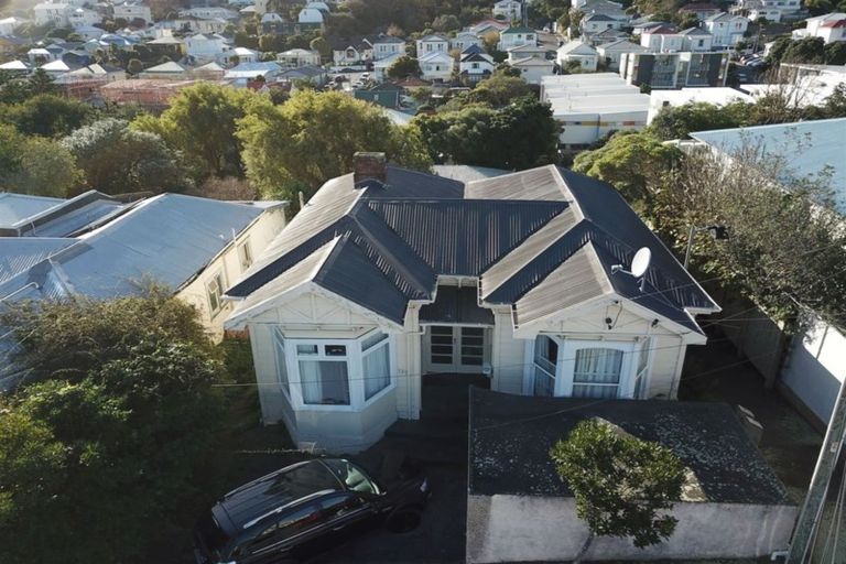 Photo of property in 129 Daniell Street, Newtown, Wellington, 6021