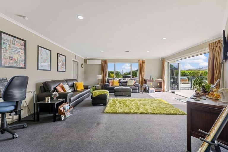 Photo of property in 503 Grasslands Drive, Cambridge, 3493