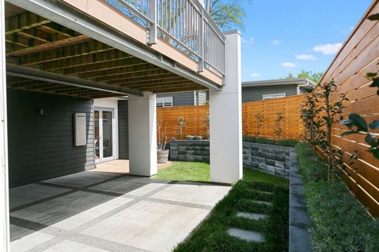 Photo of property in 16a Hall Street, Cambridge, 3434