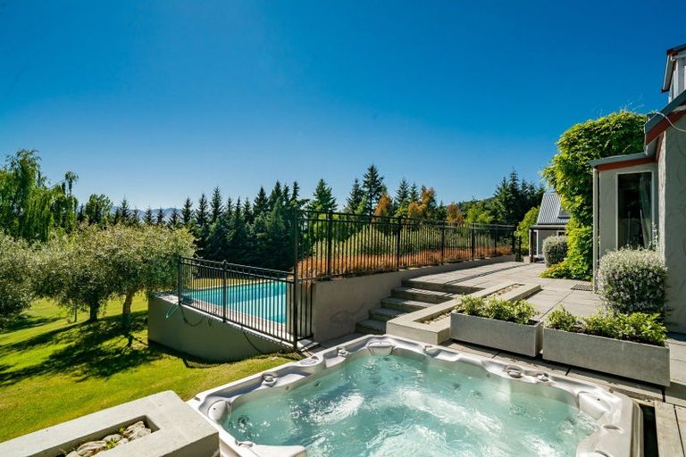 Photo of property in 504 Aubrey Road, Wanaka, 9305