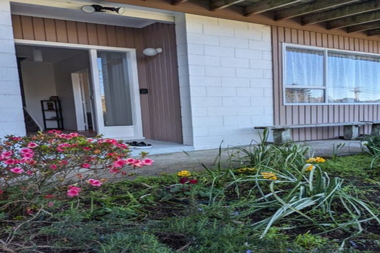 Photo of property in 28 Glen Road, Raumati South, Paraparaumu, 5032