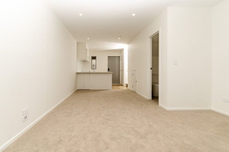 Photo of property in 87 Ngae Place, Mangere East, Auckland, 2024