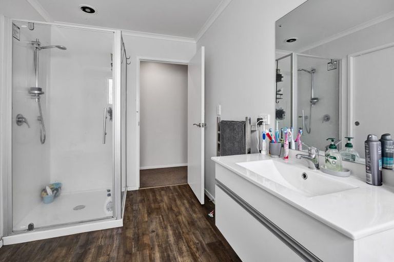 Photo of property in 48 County Drive, Hawera, 4610