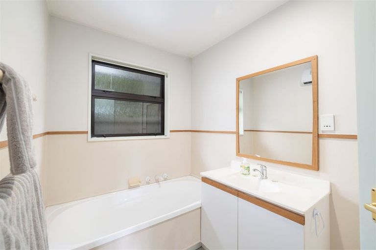 Photo of property in 199a Main North Road, Redwood, Christchurch, 8051