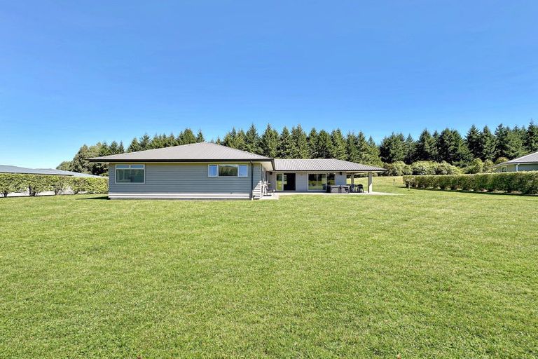 Photo of property in 28/500 Kinloch Road, Kinloch, Taupo, 3377