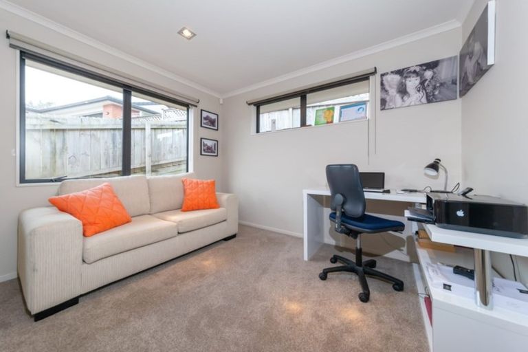 Photo of property in 61 Tiriwa Drive, Massey, Auckland, 0614