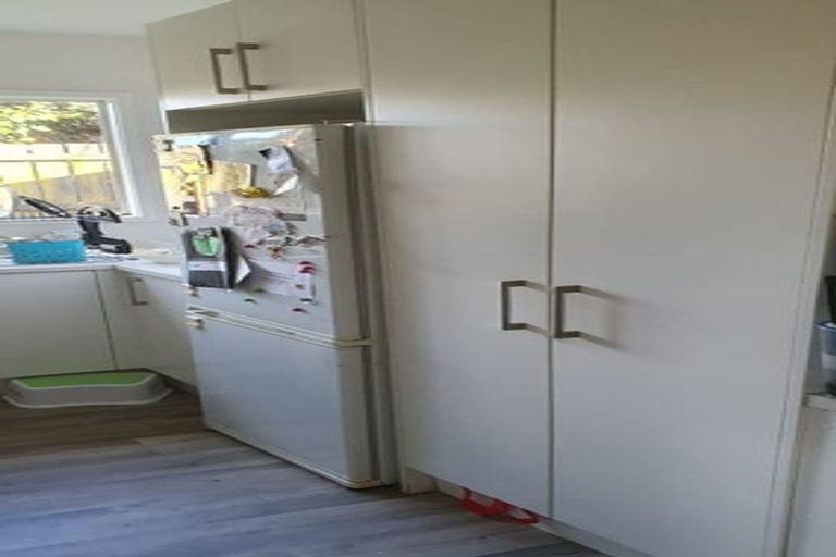 Photo of property in 2/12 Glenlea Place, Flat Bush, Auckland, 2019