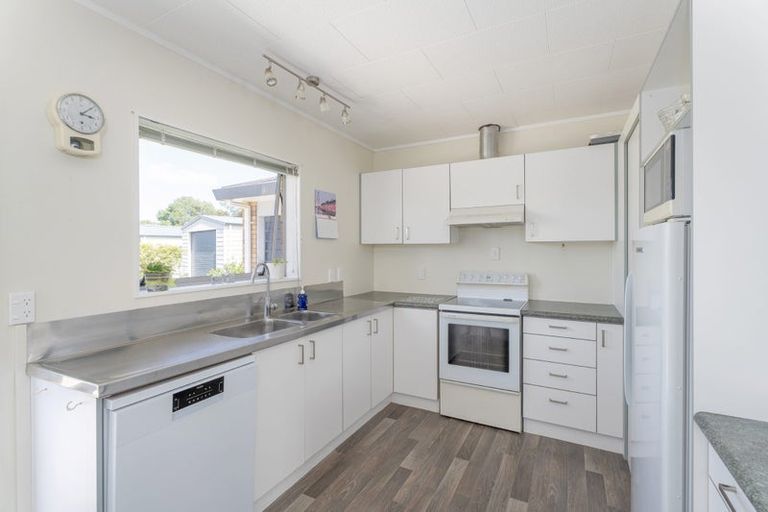 Photo of property in 38 Whitby Avenue, Whitianga, 3510