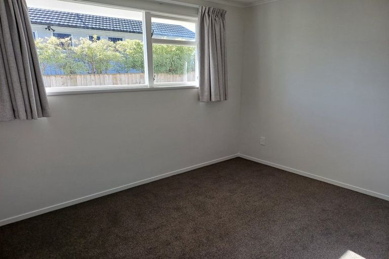 Photo of property in 24 Manaia View Road, One Tree Point, 0118