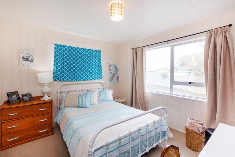 Photo of property in 12 Capri Place, Awapuni, Palmerston North, 4412