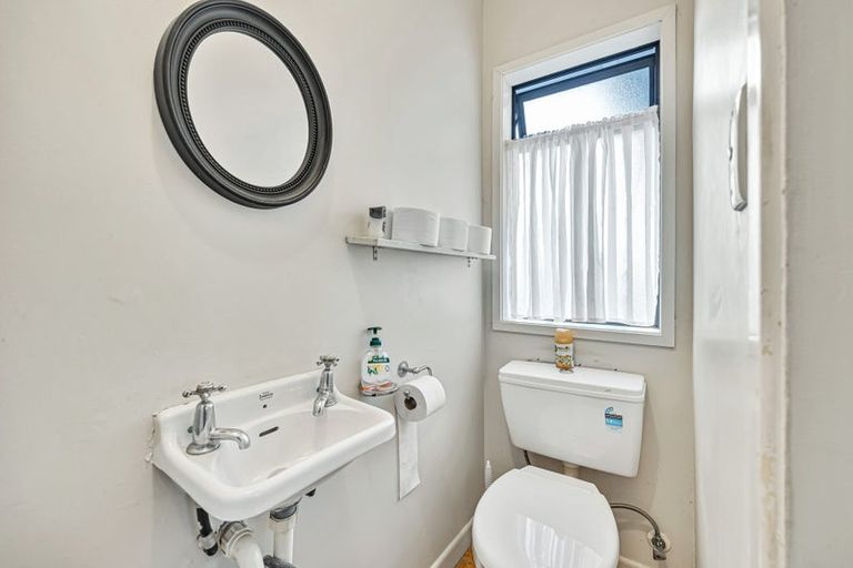 Photo of property in 153 Kauri Road, Whenuapai, Auckland, 0618