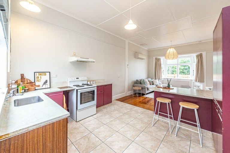 Photo of property in 1 Harrison Street, Whanganui, 4500